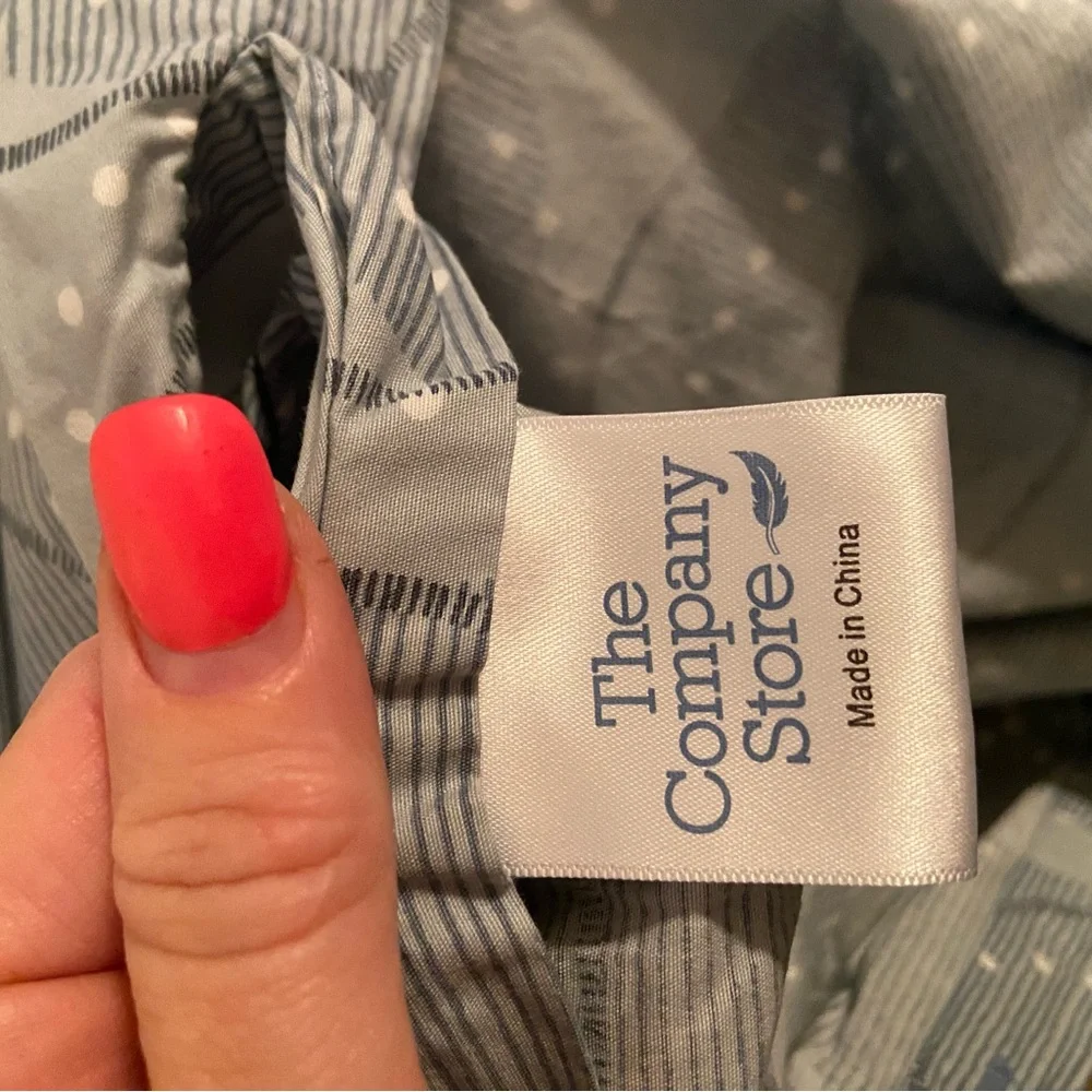 Like new the Company Store king duvet organic cotton